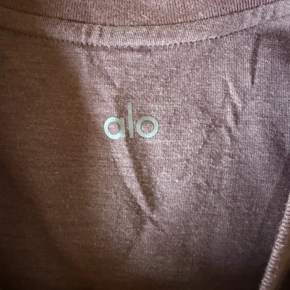 ALO Yoga sleek sleeveless